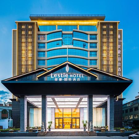 Mehood Lestie International Hotel Nancun Wanbo Metro Station Branch - Free Shuttle Bus To Canton Fair Complex During Canton Fair Period & Free Breakfast & Free Afternoon Tea & Free Midnight Snack & Free Vpn Internet Access Zewnętrze zdjęcie