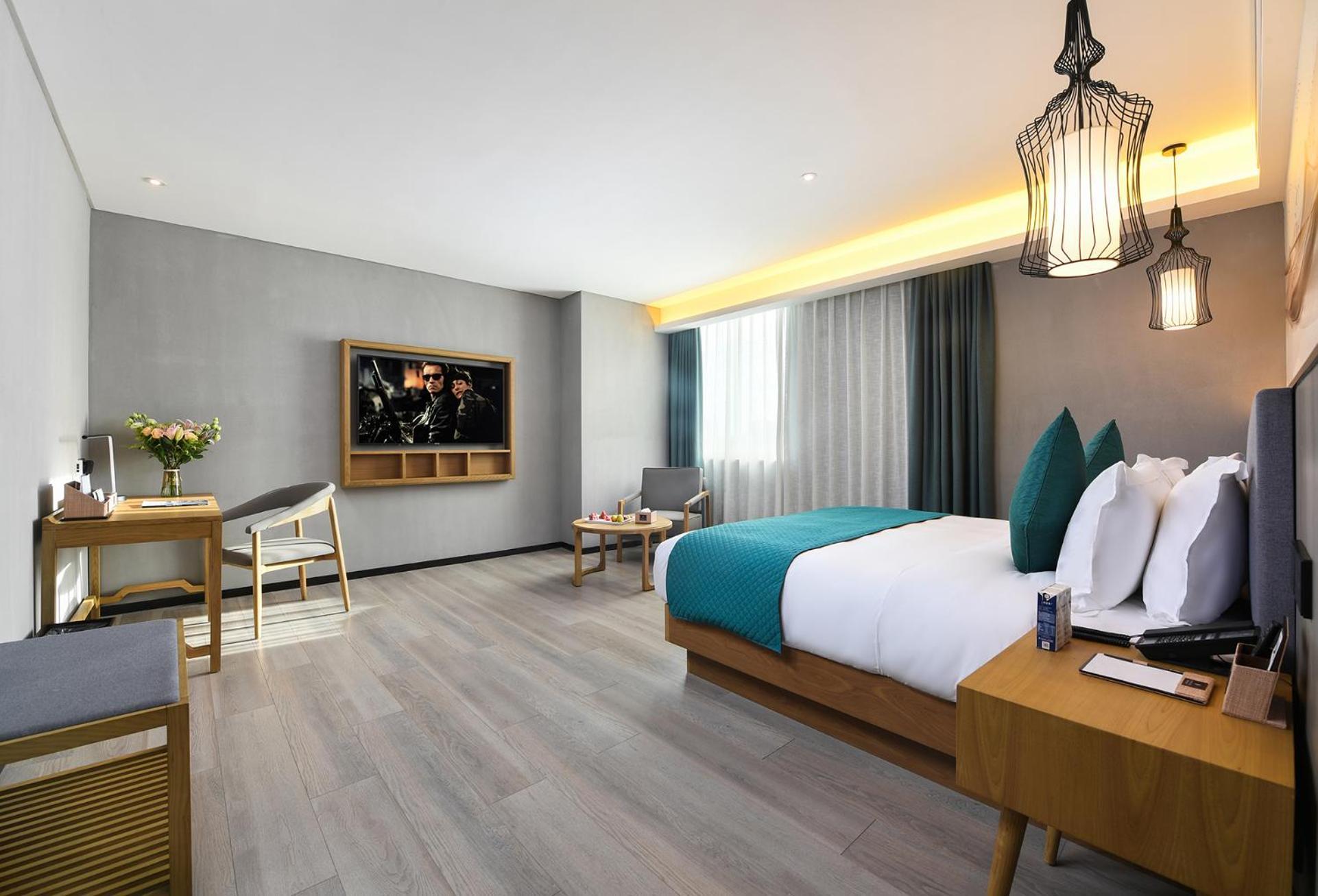 Mehood Lestie International Hotel Nancun Wanbo Metro Station Branch - Free Shuttle Bus To Canton Fair Complex During Canton Fair Period & Free Breakfast & Free Afternoon Tea & Free Midnight Snack & Free Vpn Internet Access Zewnętrze zdjęcie