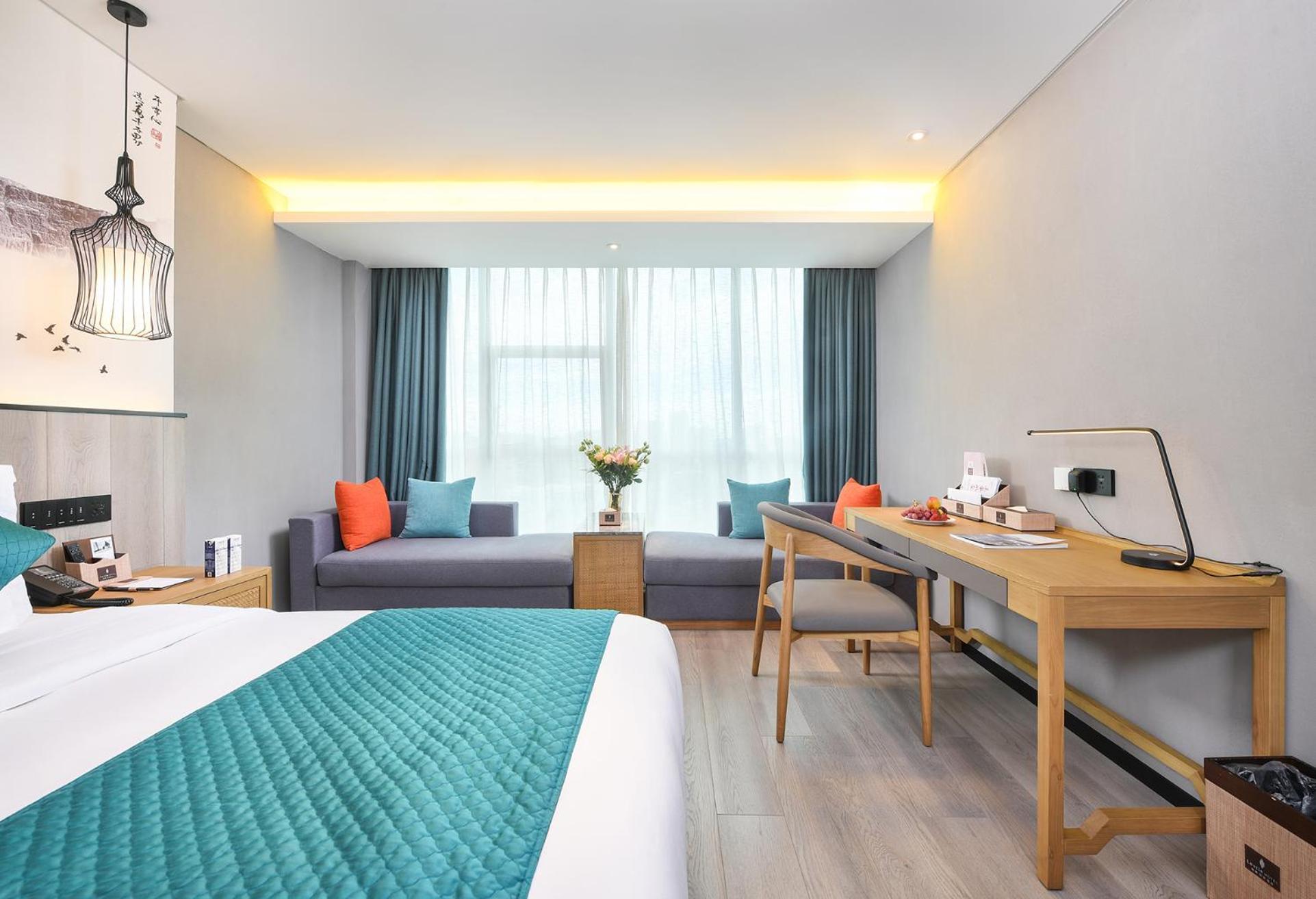 Mehood Lestie International Hotel Nancun Wanbo Metro Station Branch - Free Shuttle Bus To Canton Fair Complex During Canton Fair Period & Free Breakfast & Free Afternoon Tea & Free Midnight Snack & Free Vpn Internet Access Zewnętrze zdjęcie