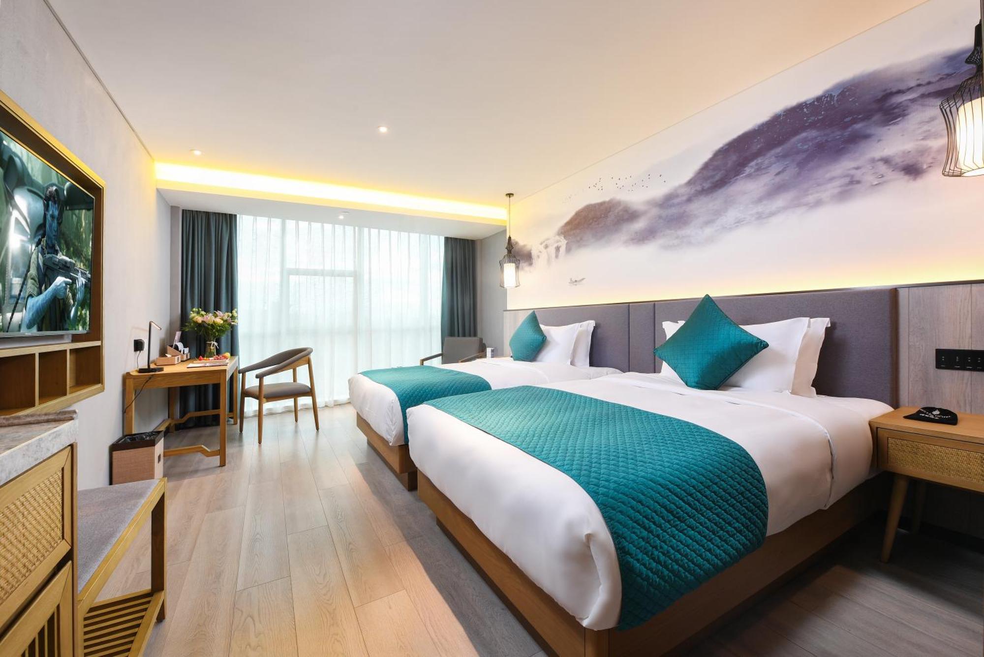 Mehood Lestie International Hotel Nancun Wanbo Metro Station Branch - Free Shuttle Bus To Canton Fair Complex During Canton Fair Period & Free Breakfast & Free Afternoon Tea & Free Midnight Snack & Free Vpn Internet Access Zewnętrze zdjęcie