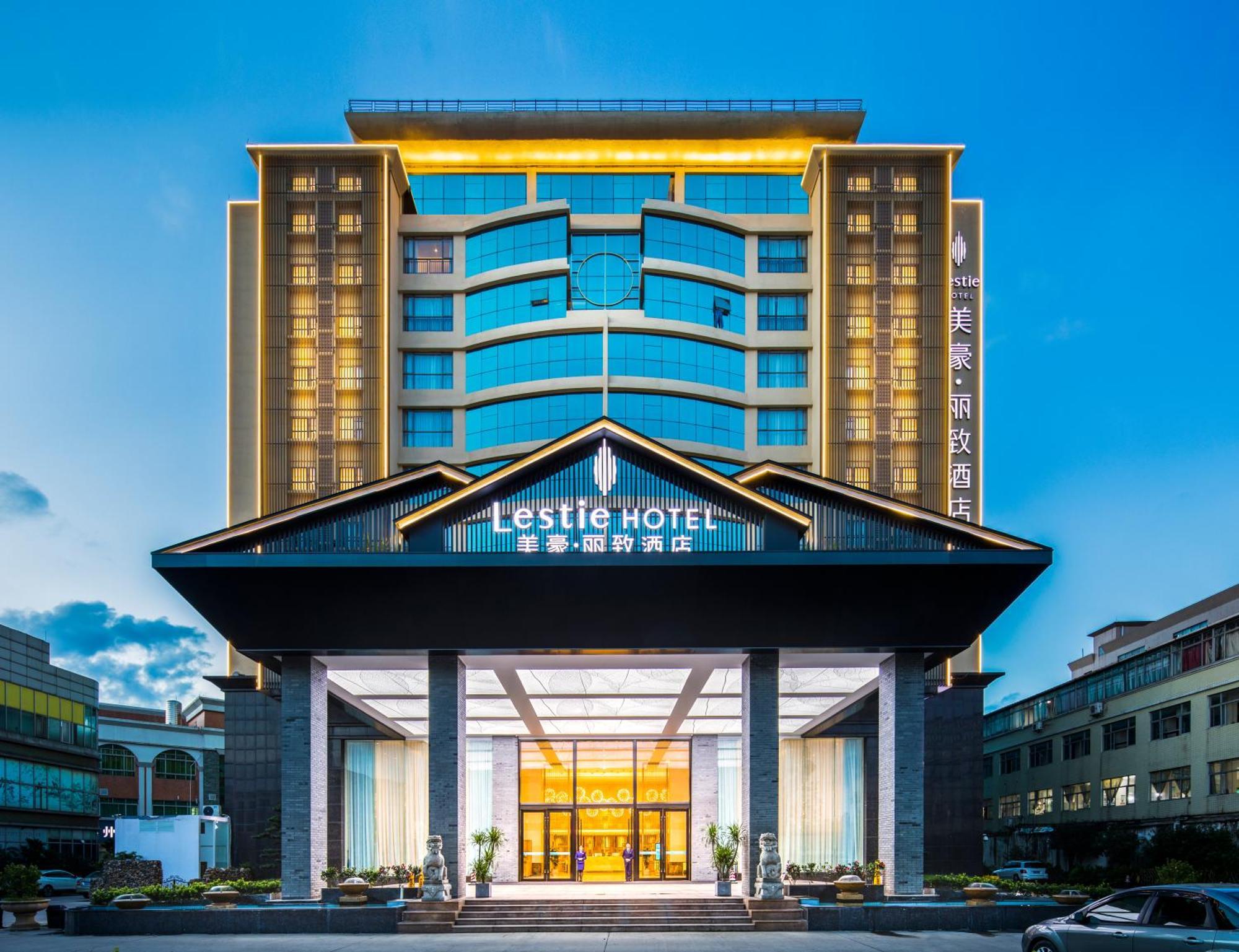 Mehood Lestie International Hotel Nancun Wanbo Metro Station Branch - Free Shuttle Bus To Canton Fair Complex During Canton Fair Period & Free Breakfast & Free Afternoon Tea & Free Midnight Snack & Free Vpn Internet Access Zewnętrze zdjęcie